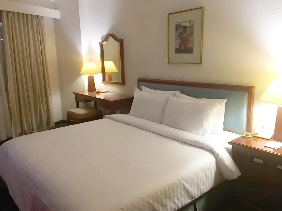 Paragon Wahid Hasyim Jakarta Exterior foto